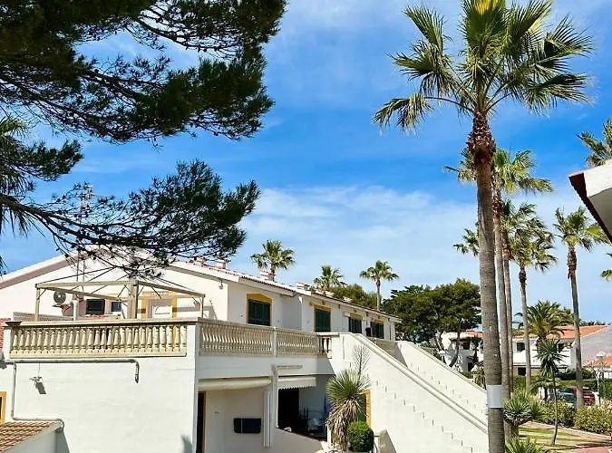 Menorca Chic Near & Harbour Apartment