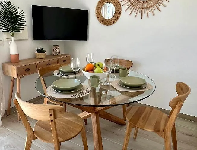 Menorca Chic Near & Harbour Apartment